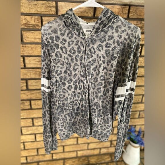 Pink zip up sweater - Picture 1 of 6